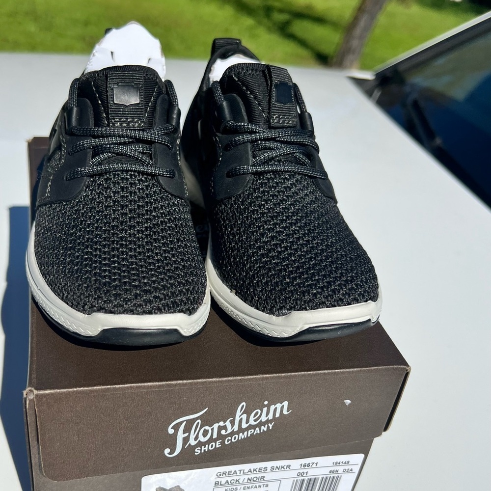 Florsheim - Picture 2 of 4